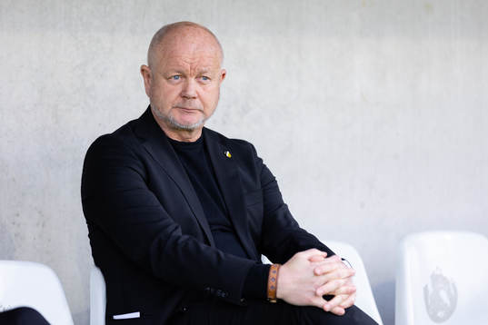 Häckens tränare Per-Mathias Høgmo innan  fotbollsmatchen