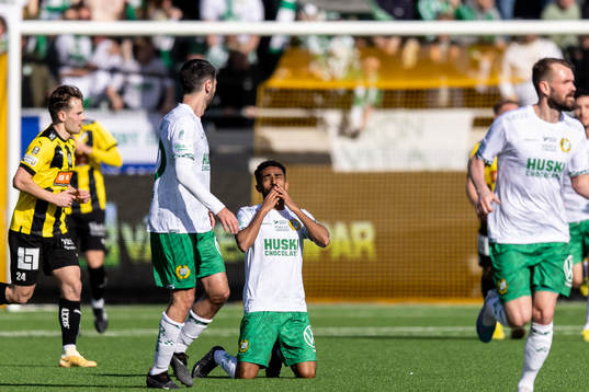 Hammarbys Tesfaldet Tekie jublar