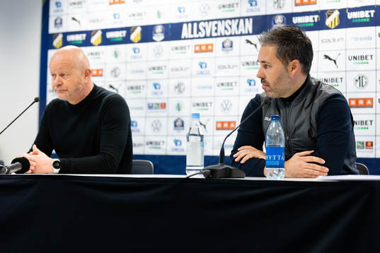 Häckens tränare Per-Mathias Høgmo och Hammarbys tränare