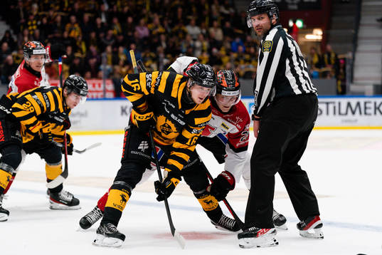 Skellefteås Linus Lindström och Örebros Milton Oscarson