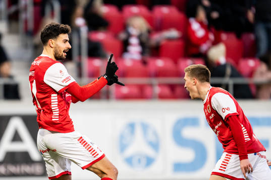 Kalmars Deniz Hummet jublar