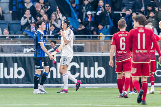 Djurgårdens målvakt Jacob Widell Zetterström lämnar