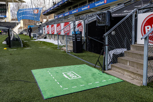VAR screen