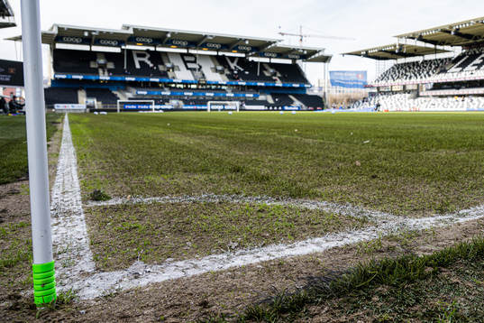Quality of the grass at Lerkendal Stadion