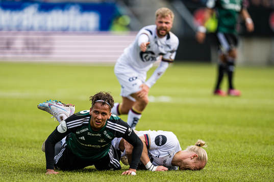 Adrian Pereira of Rosenborg and Lars-Jørgen Salvesen of