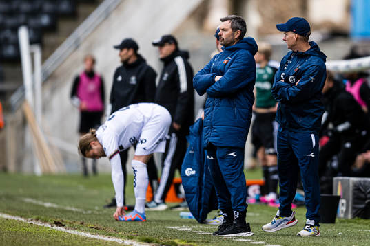 Bjarte Lunde Aarsheim, head coach of Viking, and Morten