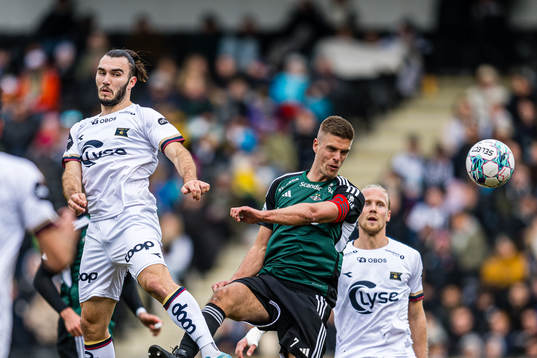 Nicholas D'Agostino of Viking and Markus Henriksen of