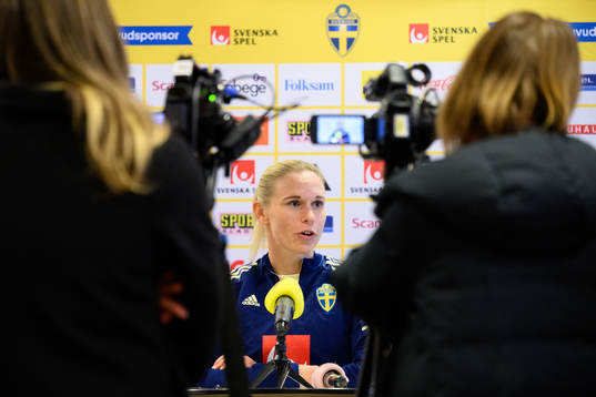 Jonna Andersson is being interviewed
