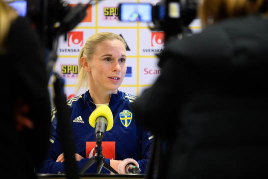 Jonna Andersson is being interviewed