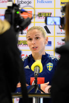 Jonna Andersson is being interviewed