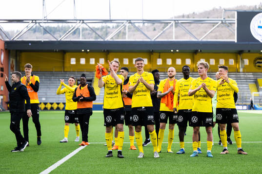Mjällbys spelare jublar