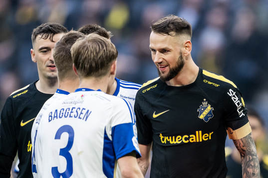 IFK Norrköpings Marco Lund Nielsen och AIKs Alexander