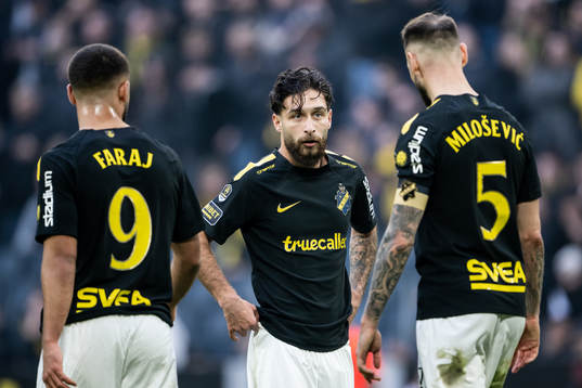 AIKs Omar Faraj, Elias Durmaz och Alexander Milosevic