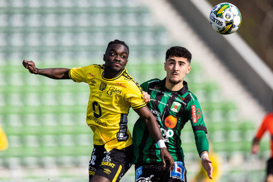 Elfsborgs Emmanuel Boateng och Varbergs Ismet Lushaku