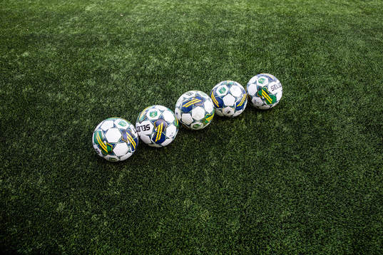 Fotboll på konstgräs