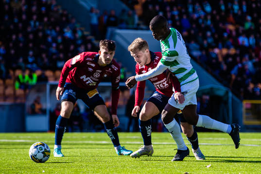 Örgrytes Hampus Dahlqvist och Västerås Jaheem Burke