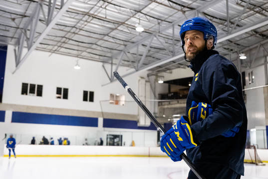 Head coach Ulf Lundberg of Sweden at a practice session the