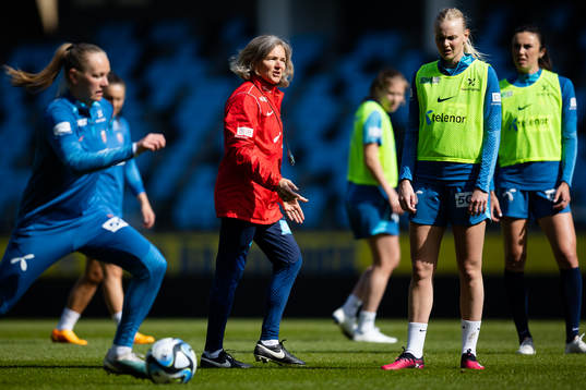 Head coach Hege Riise of Norway