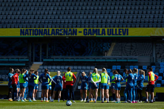 Players and staff of Norway gathered