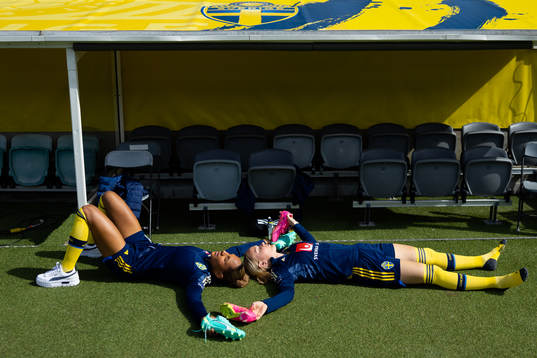 Madelen Janogy and Matilda Vinberg of the Swedish women's