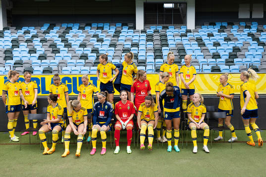 The Swedish women's national football team prepares
