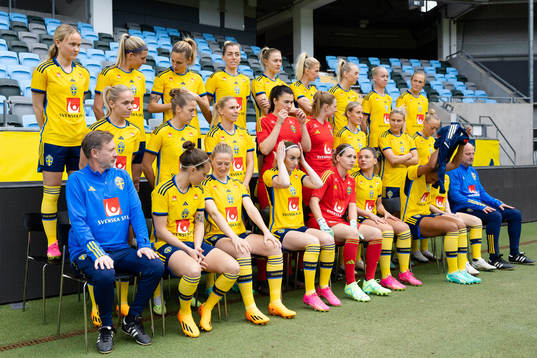 The Swedish women's national football team prepares