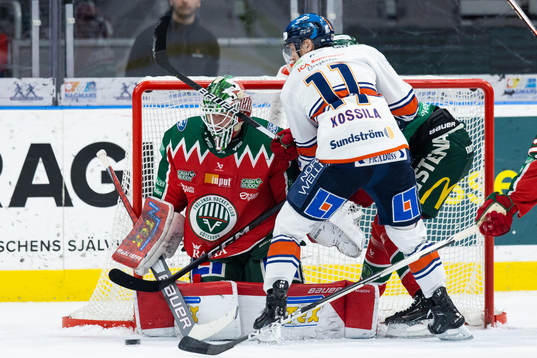 Frölundas målvakt Lars Johansson och Växjös Kalle
