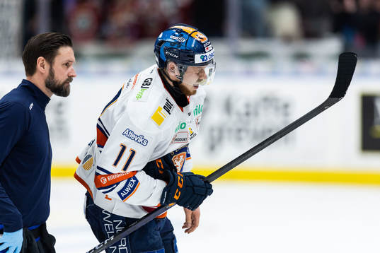 Växjös Kalle Kossila har ont
