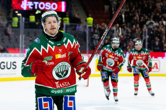 Frölundas Max Friberg jublar