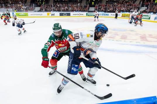 Frölundas Patrik Carlsson och Växjös Erik Josefsson
