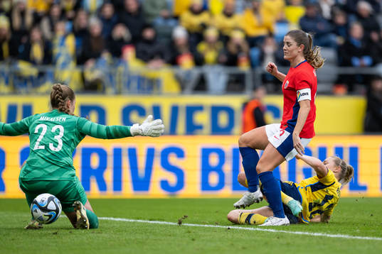 Fridolina Rolfö of Sweden scores 1-0