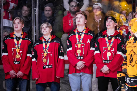 Spelare i Örebros J18-lag hyllas