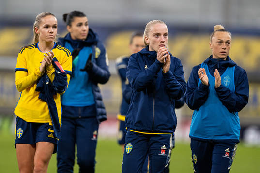Hanna Lundkvist, Anna Sandberg and Hanna Bennison of Sweden