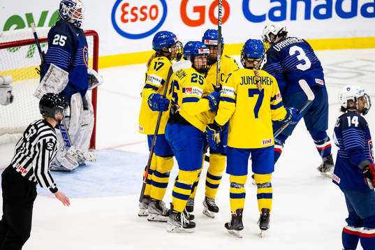 Lina Ljungblom of Sweden celebrates