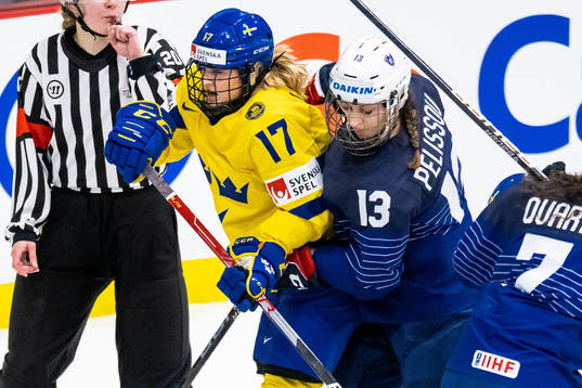 Sofie Lundin of Sweden and Marie-Pierre Pelissou of France