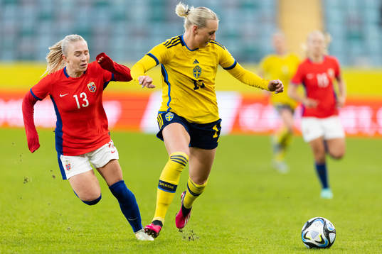 Thea Bjelde of Norway and Stina Blackstenius of Sweden