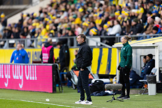 Head coach Peter Gerhardsson of Sweden