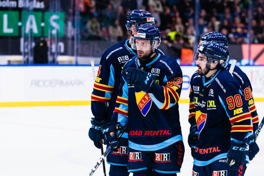 Djurgårdens Marcus Kruger och Kevin Karlsson deppar