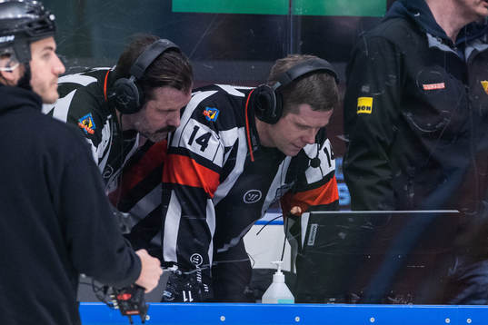 Domare Daniel Wessner och Domare Filip Sandstedt