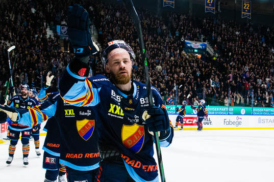 Djurgårdens Daniel Brodin jublar
