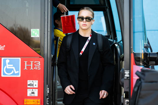 Goaltender Tindra Holm of Sweden