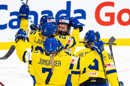 Hilda Svensson of Sweden celebrate scoring 2-2
