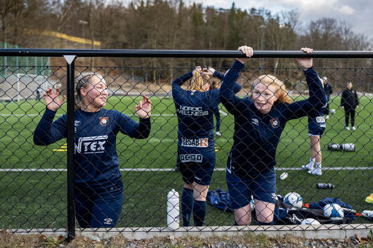 Örgrytes Bella Björklund och Mathilda Sjöström