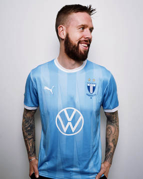 På denna handoutbild från Malmö FF syns Pontus Jansson