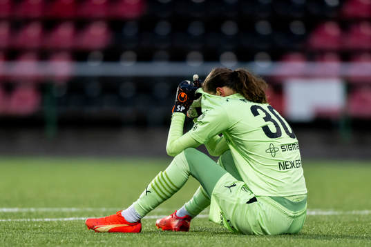 FC Rosengårds målvakt Somea Polozen deppar