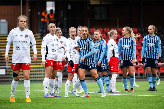 FC Rosengårds Fiona Brown, Gudrun Arnardottir, Mia Persson