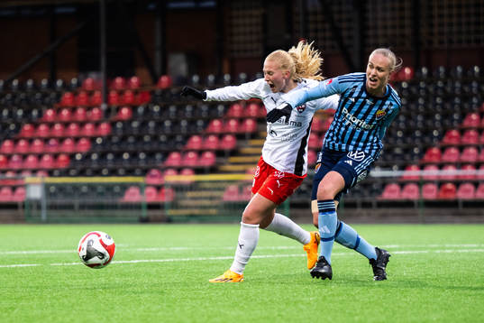 FC Rosengårds Sofie Bruun Bredgaard och Djurgårdens