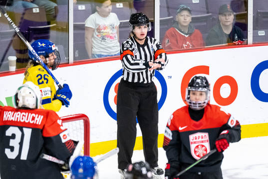 Referee Samantha Hiller