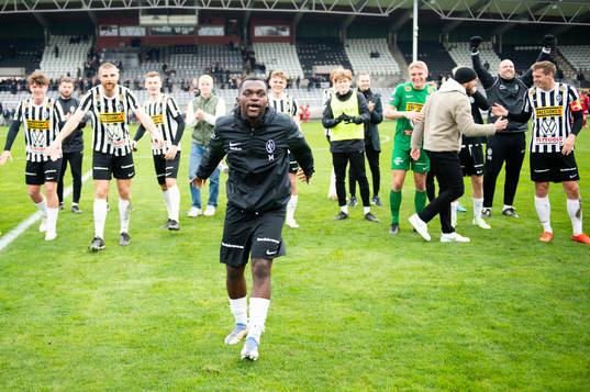 Landskronas Kofi Asare jublar