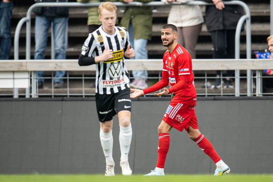 Skövde AIKs Elmar Abraham deppar